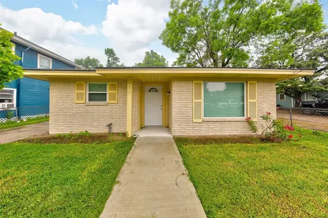 7732 Avenue I Houston TX 77012