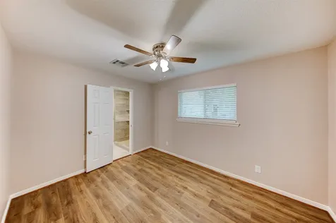 7732 Avenue I Houston TX 77012