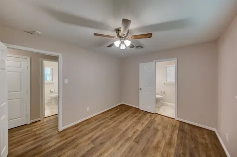 7732 Avenue I Houston TX 77012