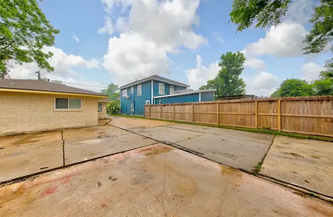7732 Avenue I Houston TX 77012