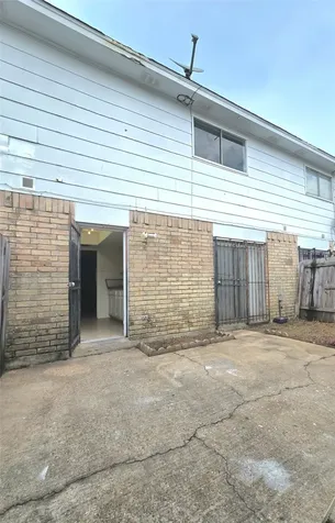 7063 Chasewood Drive Houston TX 77489