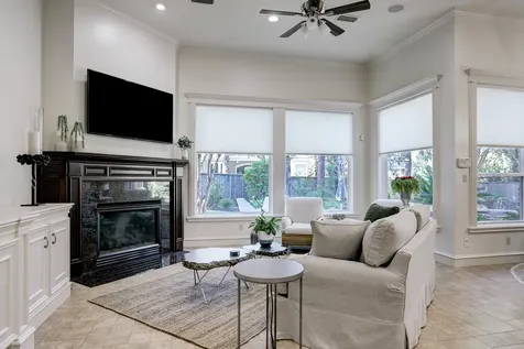 127 E Bracebridge Circle The Woodlands TX 77382