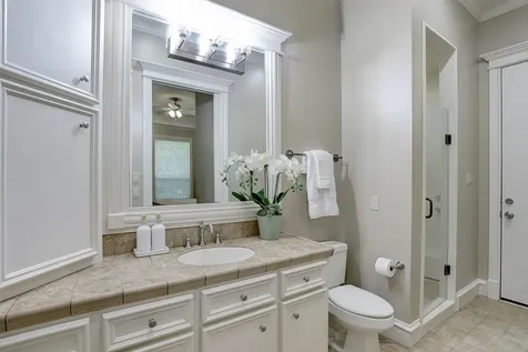 127 E Bracebridge Circle The Woodlands TX 77382