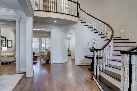 127 E Bracebridge Circle The Woodlands TX 77382