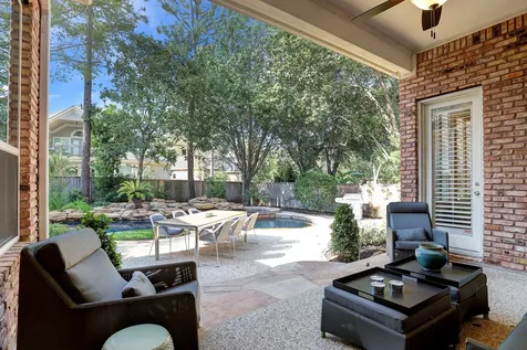 127 E Bracebridge Circle The Woodlands TX 77382