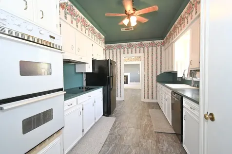 2801 Avenue I Bay City TX 77414
