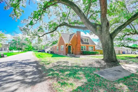 2801 Avenue I Bay City TX 77414