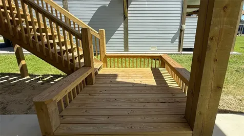 865 Palmetto Drive Crystal Beach TX 77650