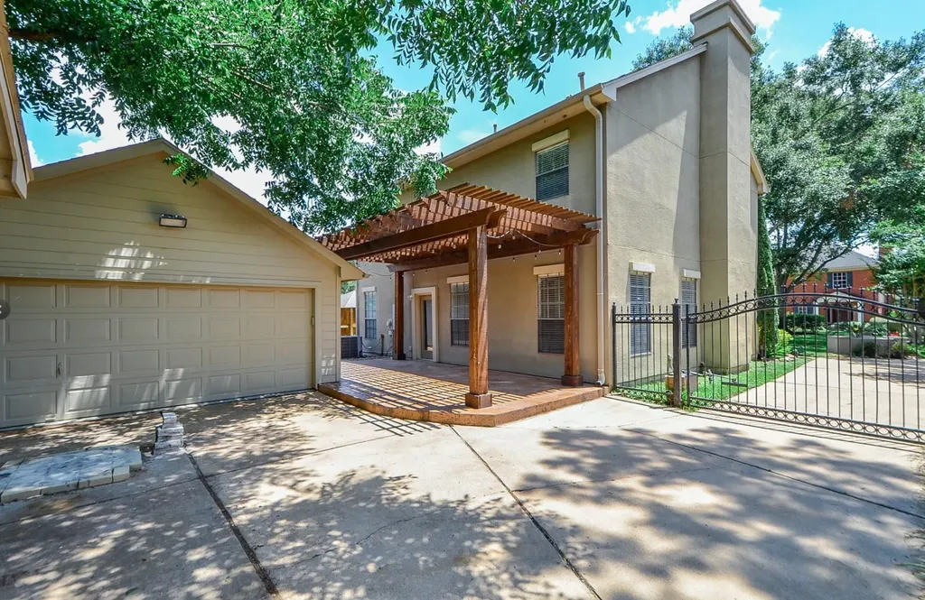6831 Hollow Hearth Drive Houston TX 77084