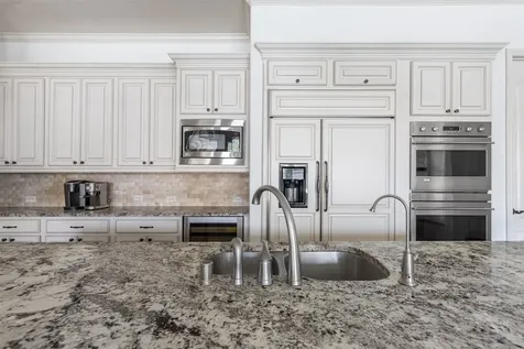 6118 Fayette Springs Lane Fulshear TX 77441