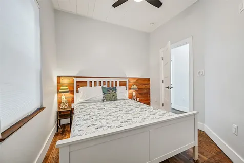 2909 Avenue R Galveston TX 77550