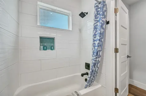 2909 Avenue R Galveston TX 77550