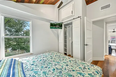 2909 Avenue R Galveston TX 77550
