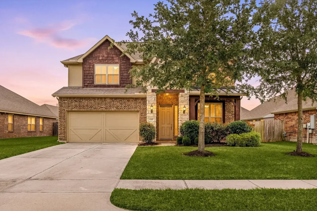 1307 Bowen Drive League City TX 77573