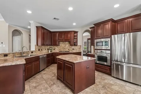 15 Verdin Place The Woodlands TX 77389