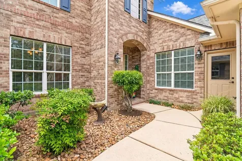 15 Verdin Place The Woodlands TX 77389