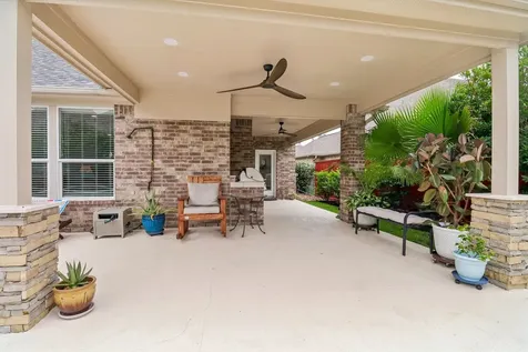 15 Verdin Place The Woodlands TX 77389