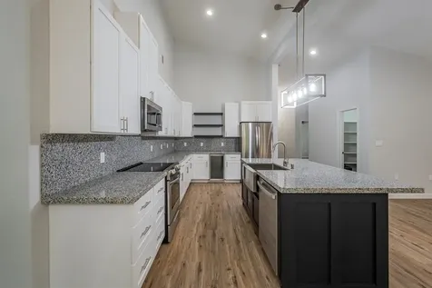 24411 Oakland Hills Drive Huntsville TX 77320