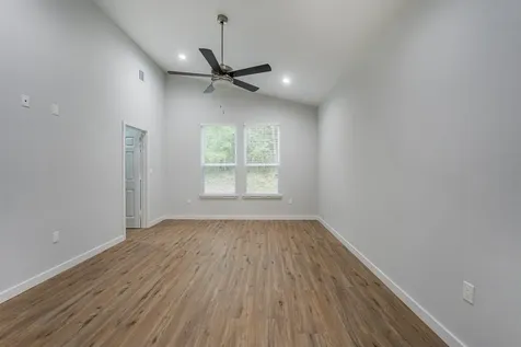 24411 Oakland Hills Drive Huntsville TX 77320