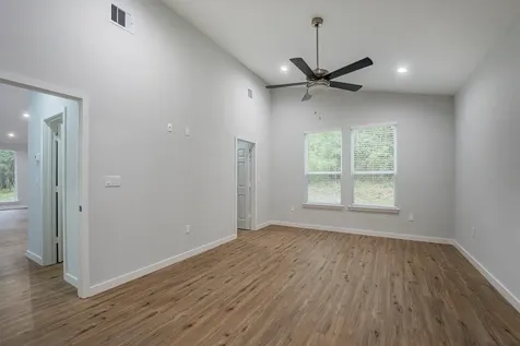24411 Oakland Hills Drive Huntsville TX 77320