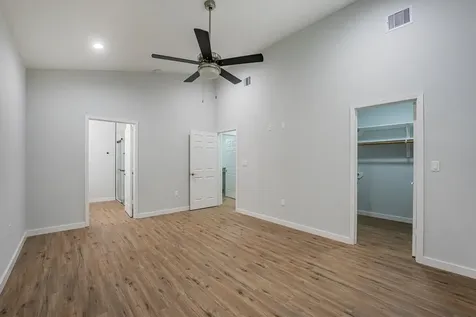 24411 Oakland Hills Drive Huntsville TX 77320