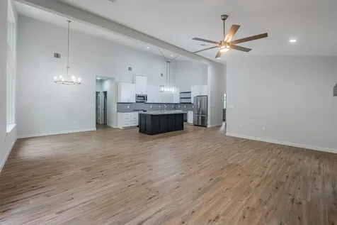 24411 Oakland Hills Drive Huntsville TX 77320