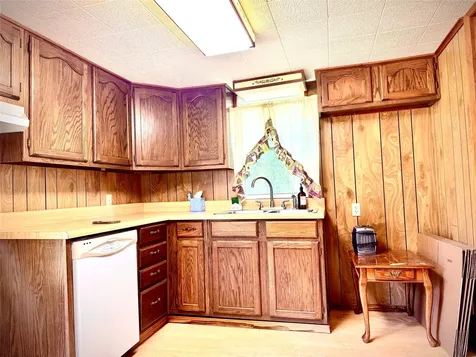 667 County Road 4150 Woodville TX 75979