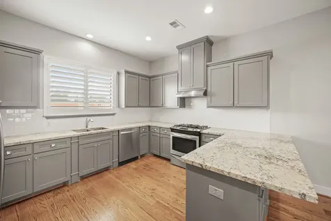 2547 Calumet Street Houston TX 77004