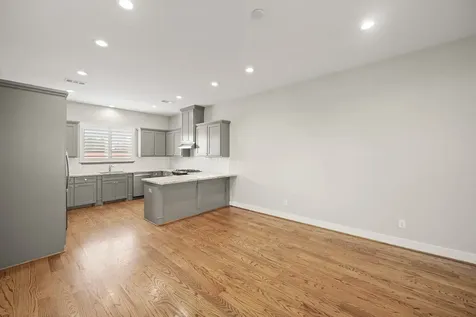 2547 Calumet Street Houston TX 77004