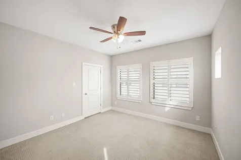 2547 Calumet Street Houston TX 77004