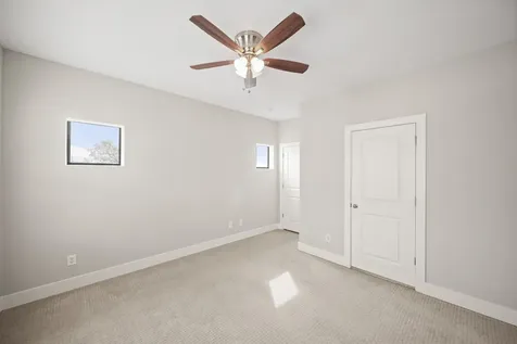 2547 Calumet Street Houston TX 77004