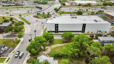 945 East 51st Street Austin TX 78751