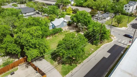 945 East 51st Street Austin TX 78751