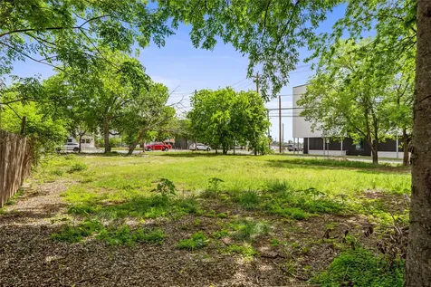 945 East 51st Street Austin TX 78751