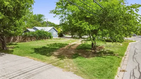 945 East 51st Street Austin TX 78751