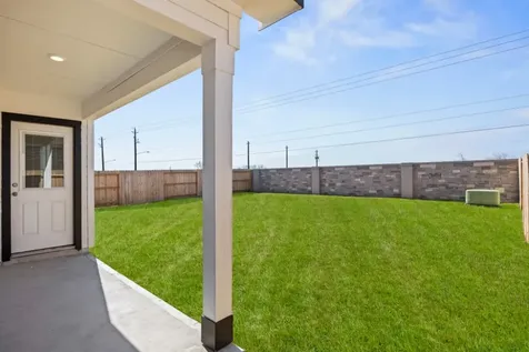 3134 Emerald Hills Drive Angleton TX 77515