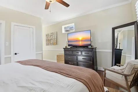410 Peach Street Tomball TX 77375