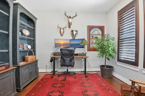 410 Peach Street Tomball TX 77375