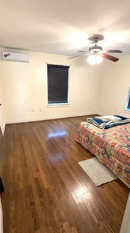 6305 Frisco Street Houston TX 77022