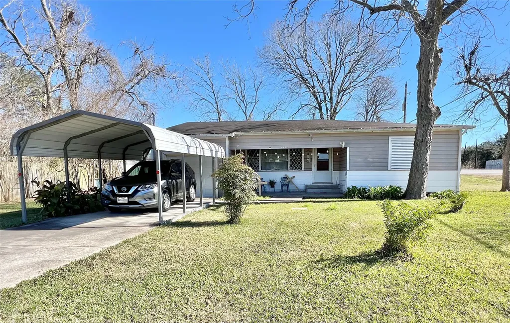 6321 Tacquard Drive Hitchcock TX 77563