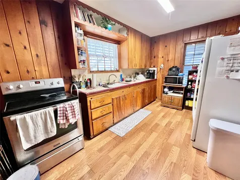 6321 Tacquard Drive Hitchcock TX 77563
