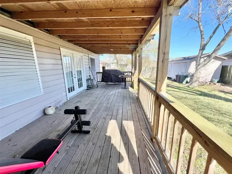 6321 Tacquard Drive Hitchcock TX 77563