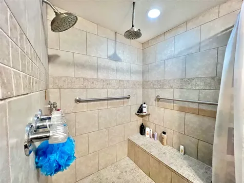 6321 Tacquard Drive Hitchcock TX 77563