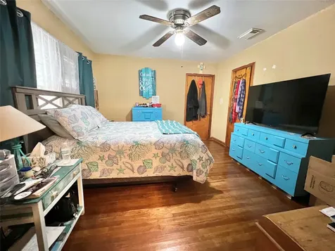 6321 Tacquard Drive Hitchcock TX 77563