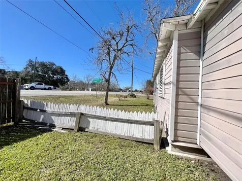 6321 Tacquard Drive Hitchcock TX 77563