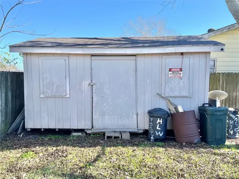 6321 Tacquard Drive Hitchcock TX 77563