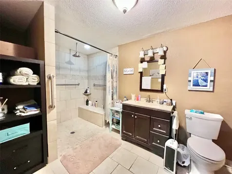 6321 Tacquard Drive Hitchcock TX 77563