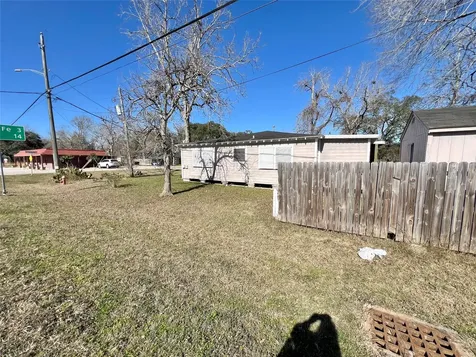 6321 Tacquard Drive Hitchcock TX 77563