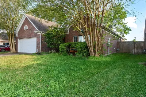 4805 Chrissie Drive Pearland TX 77584