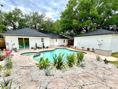 2511 Briarpark Drive Houston TX 77042